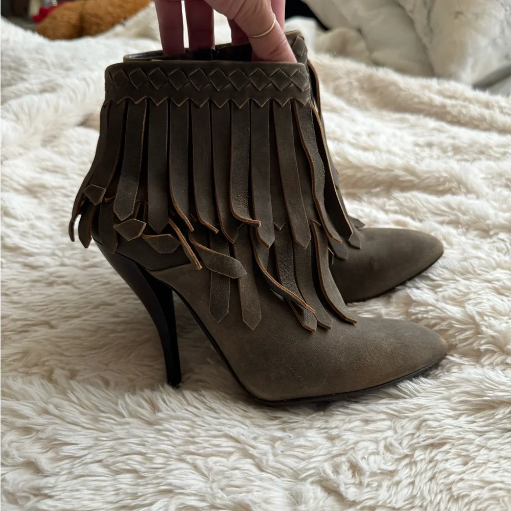 Bottega Veneta | Womens‎ Zip Stiletto Tiered Fringe Booties Brown Gray Suede